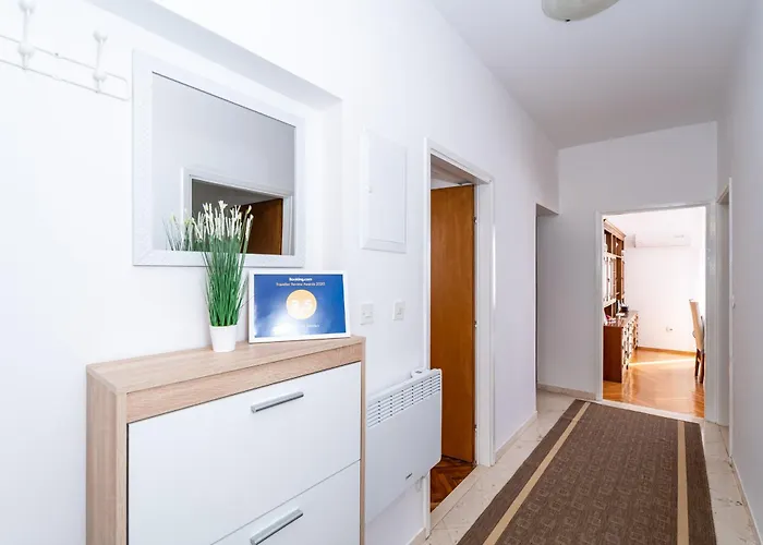 شقة Srecko دوبروفينك