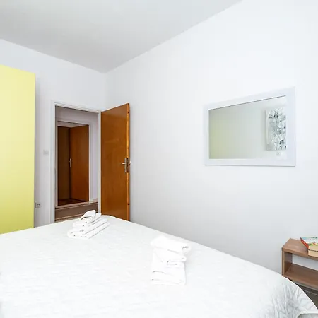 Apartment Srecko